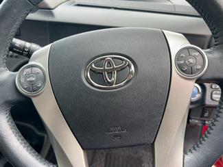 2013 Toyota Aqua - Thumbnail