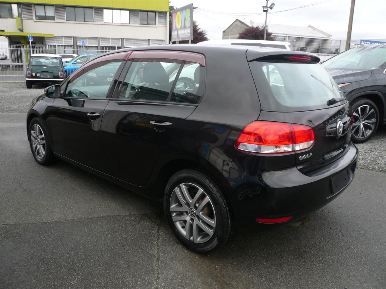 2011 Volkswagen GOLF