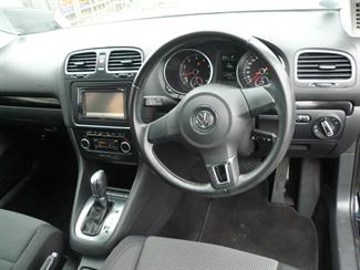 2011 Volkswagen GOLF - Thumbnail