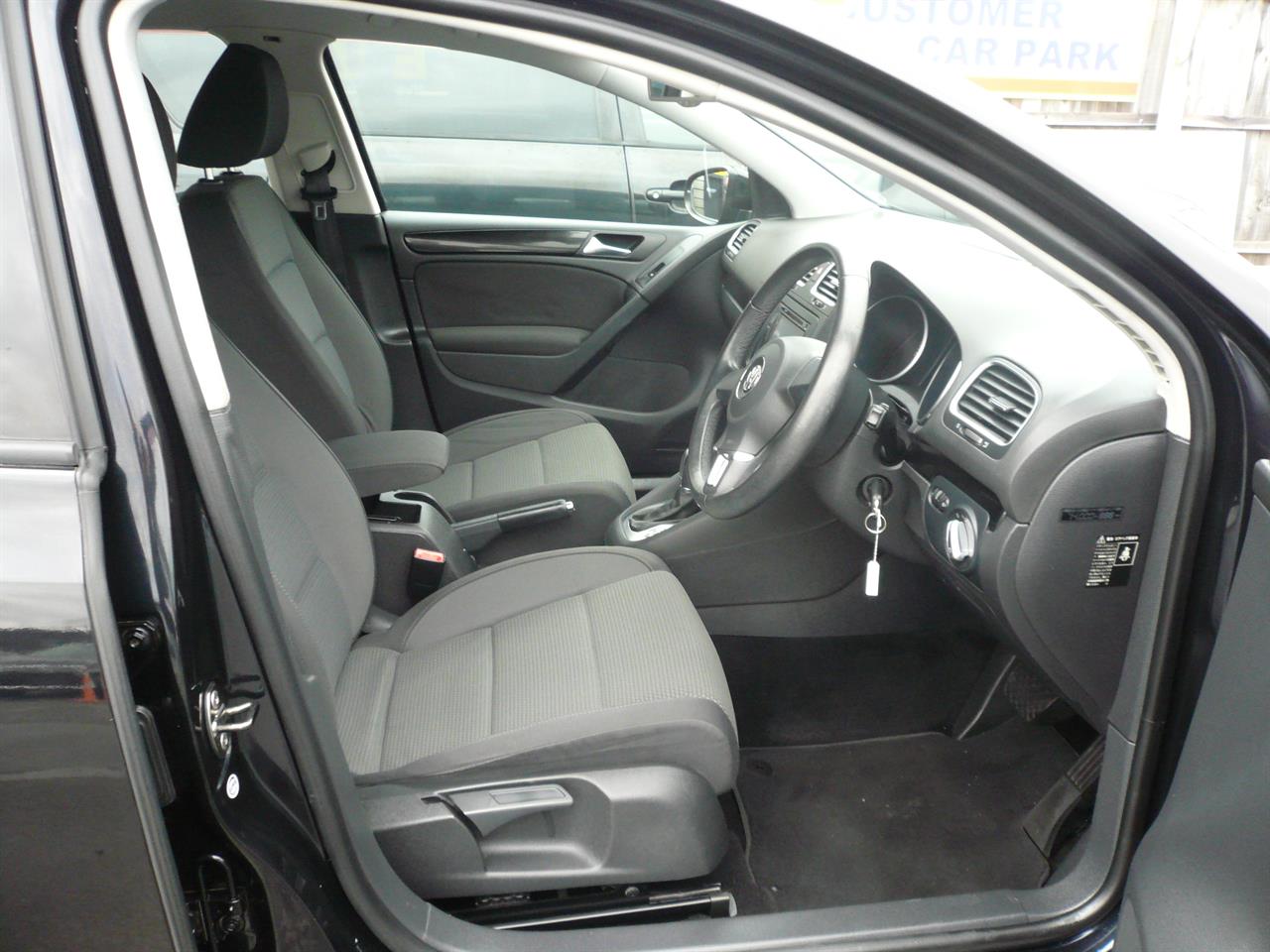 2011 Volkswagen GOLF