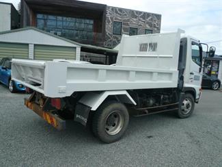 2016 Hino Ranger tipper truck - Thumbnail