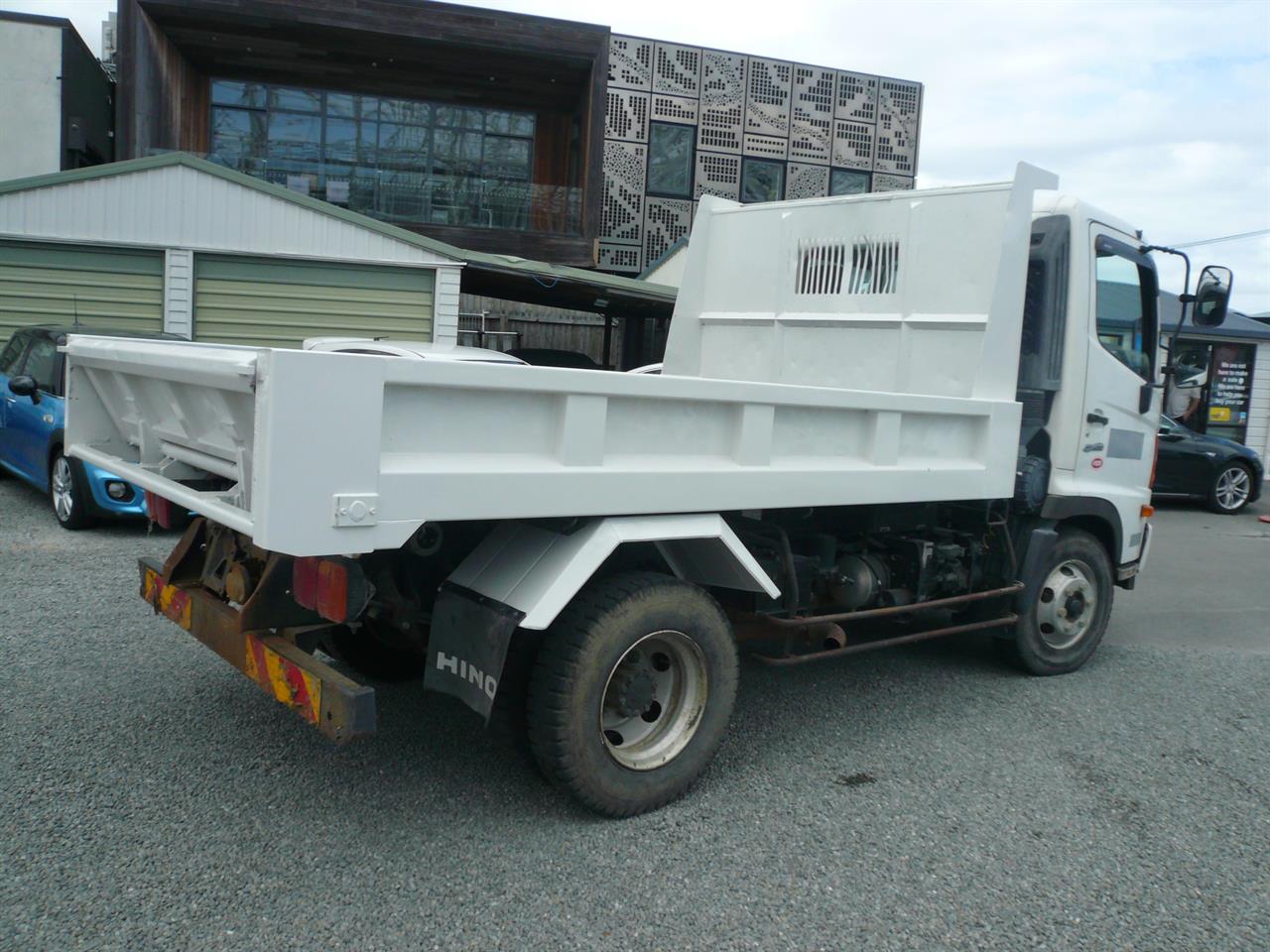 2016 Hino Ranger tipper truck