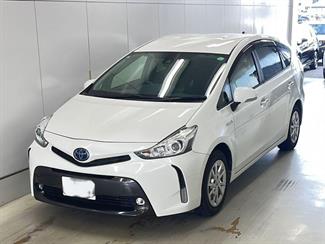 2019 Toyota PRIUS ALPHA - Thumbnail