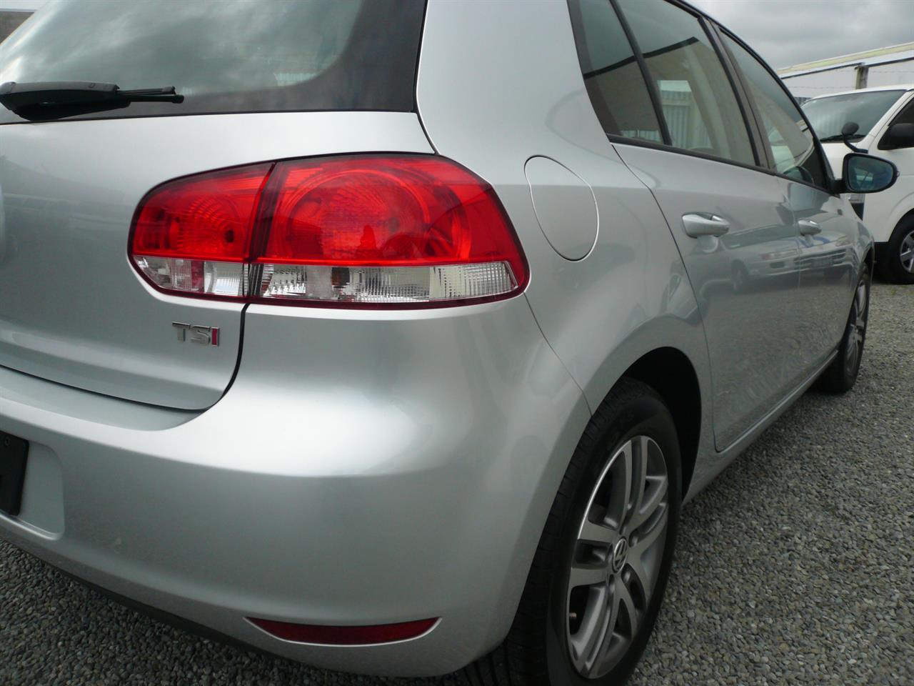 2011 Volkswagen GOLF