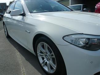 2012 BMW 523i M sport - Thumbnail