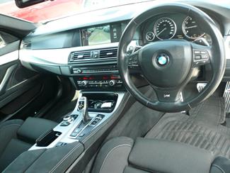 2012 BMW 523i M sport - Thumbnail