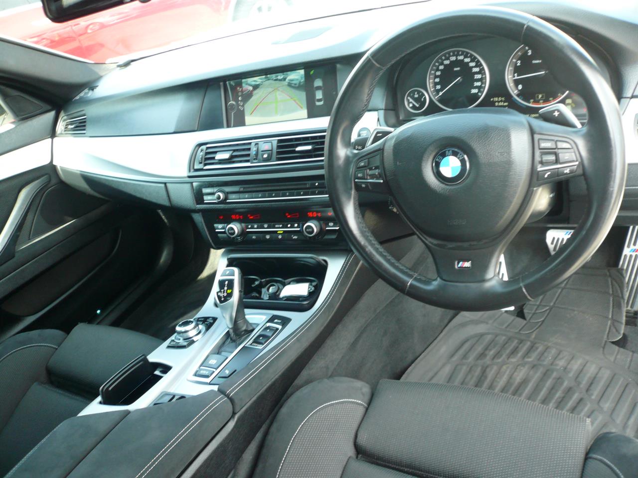 2012 BMW 523i M sport