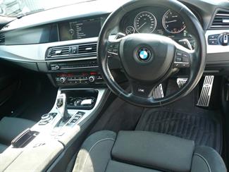 2012 BMW 523i M sport - Thumbnail