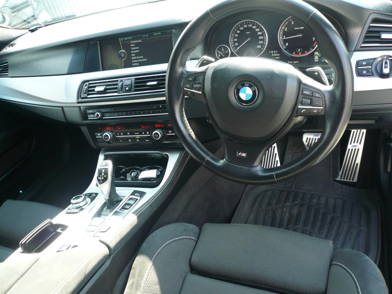 2012 BMW 523i M sport