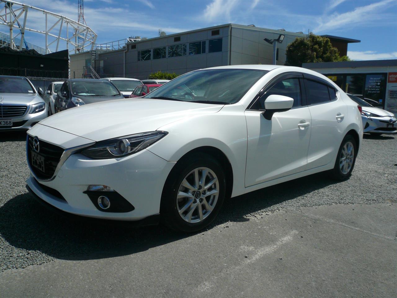 2013 Mazda Axela