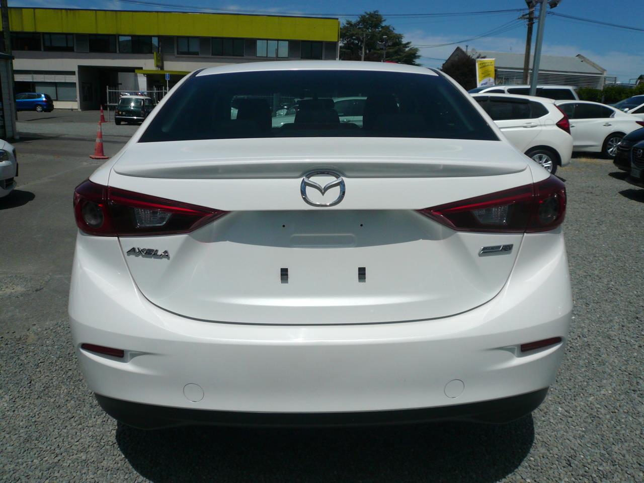 2013 Mazda Axela