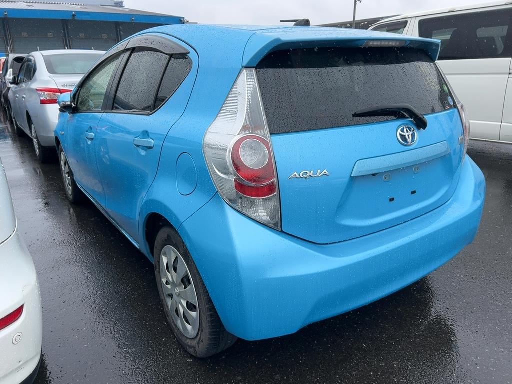 2013 Toyota Aqua