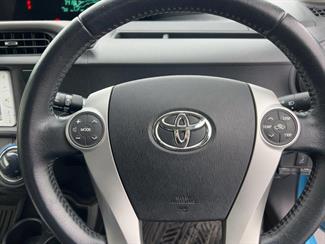 2013 Toyota Aqua - Thumbnail