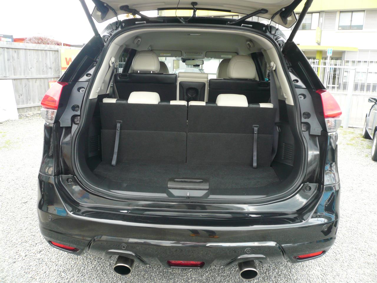 2016 Nissan X-TRAIL