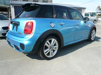 2015 Mini Cooper - Thumbnail