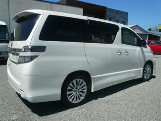 2012 Toyota Vellfire 2400cc 8 seaters - Thumbnail