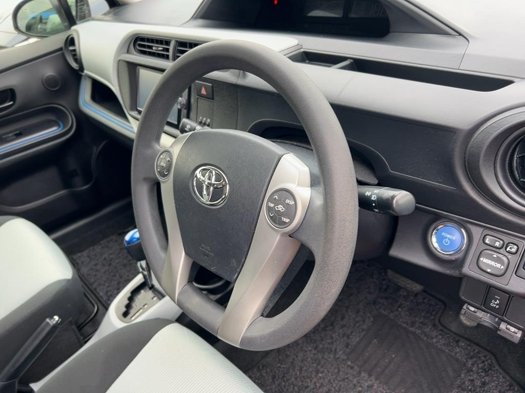 2013 Toyota Aqua