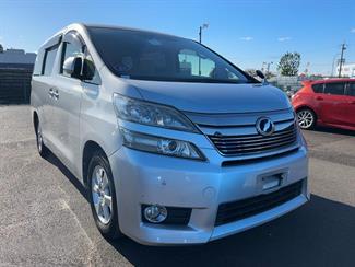 2013 Toyota VELLFIRE - Thumbnail