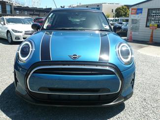 2021 Mini Cooper NZ new 1500cc - Thumbnail