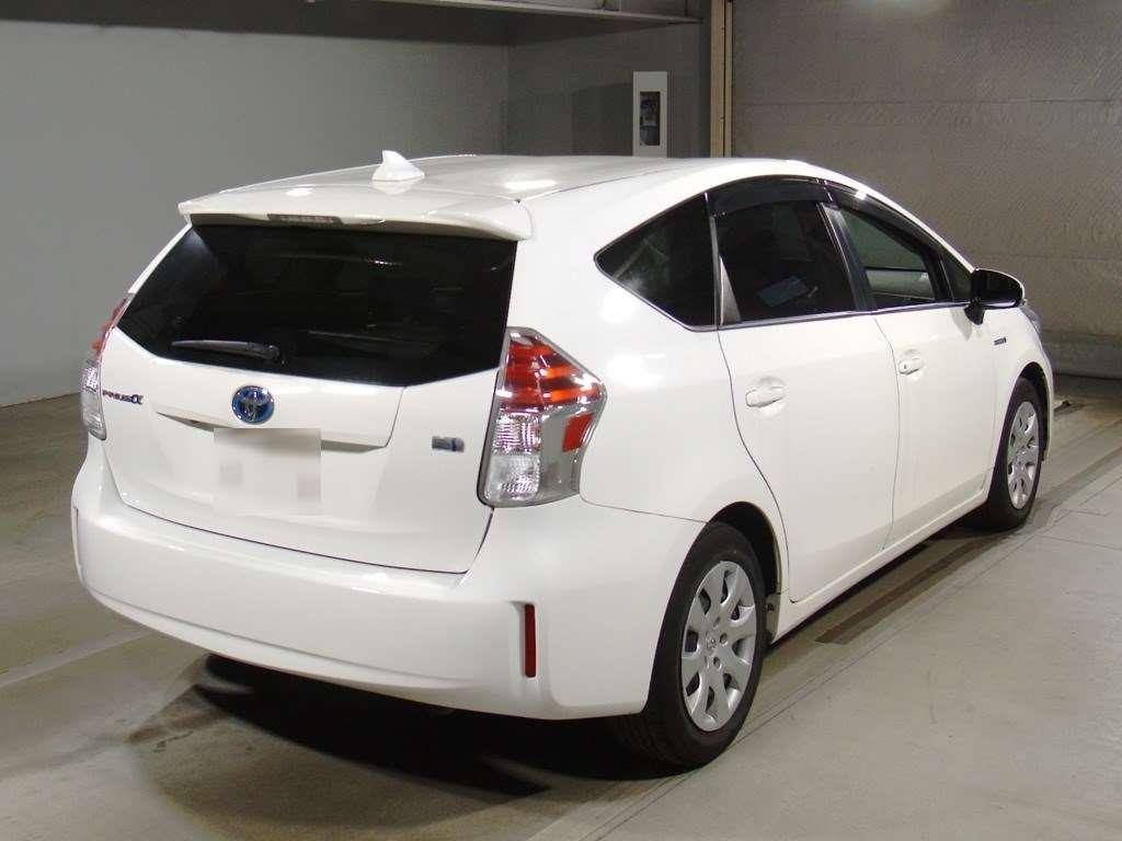 2019 Toyota PRIUS ALPHA