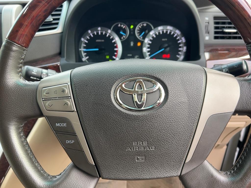 2012 Toyota VELLFIRE