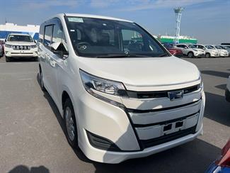 2022 Toyota Noah - Thumbnail